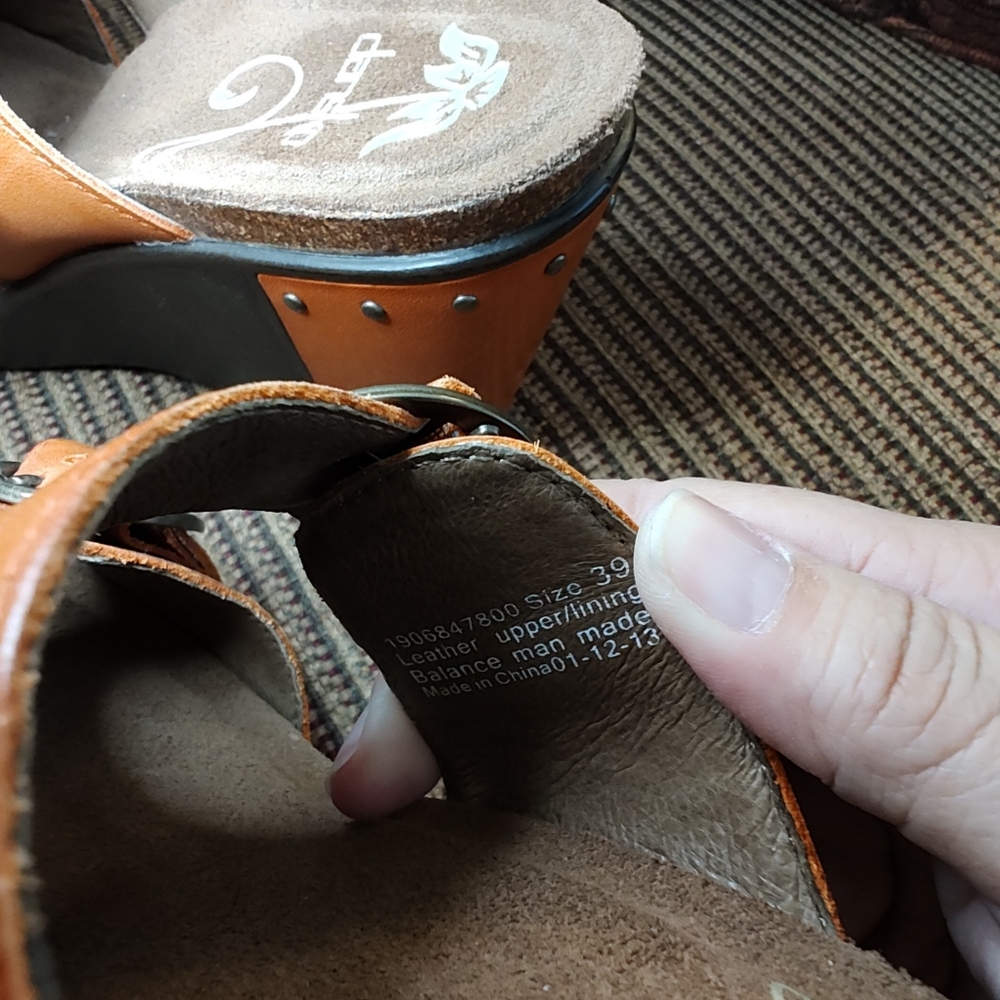 DANSKO FERN Brown Leather Slip On Buckle Platform Wedge Sandals Sz 39 US 8-8.5 - Picture 11 of 12
